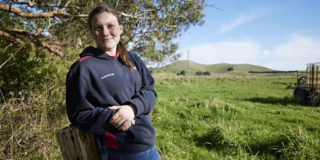 Josie Collins studied a VET DSS Agriculture course at South West TAFE.