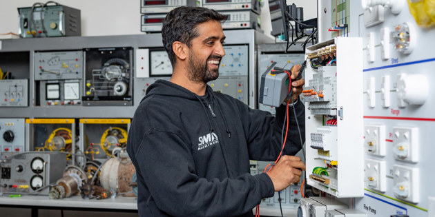 Manoj Kumar completed an electrotechnology apprenticeship at South West TAFE.